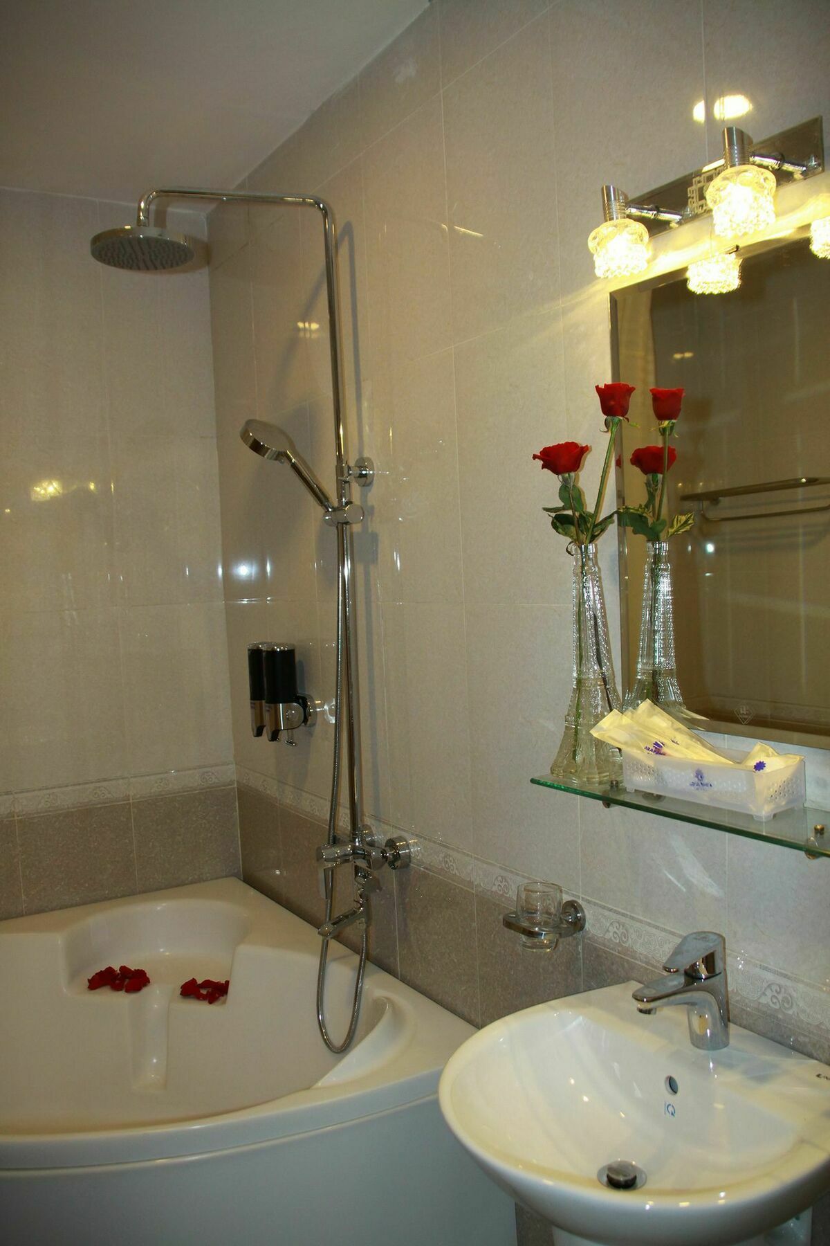 Arapang Hotel Dalat Luaran gambar